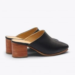 Nisolo All-Day Heeled Mule - Black