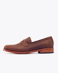 Nisolo Men's Chamberlain Penny Loafer - Oak