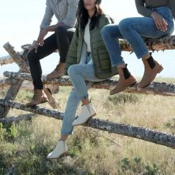 Nisolo Special Occasion Everyday Chelsea Boot - Bone