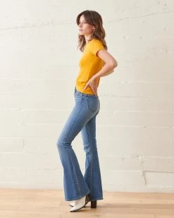 WVN Clothing No. 01 Tee 19 WVN Clothing No. 01 Tee