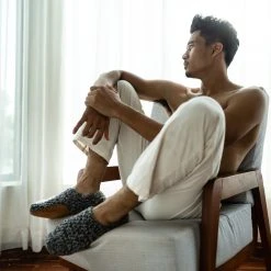 Kingdom Of Wow Original Unisex Bamboo Wool Slippers Shoes