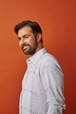 Passion Lilie Men's Avery Button Down Shirt