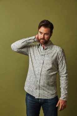 Passion Lilie Men's Timeless Button Down Shirt - Gray