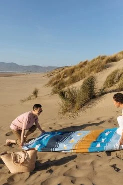 Caminito Pez Azul Upcycled Blanket