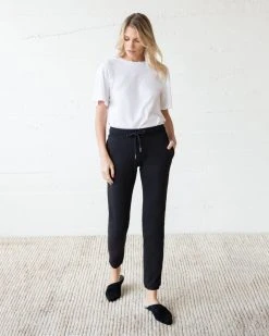 WVN All Star Jogger Activewear + Athleisure 19 WVN All Star Jogger Activewear + Athleisure