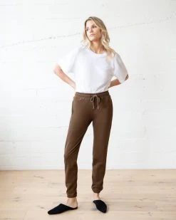 WVN All Star Jogger Activewear + Athleisure 20 WVN All Star Jogger Activewear + Athleisure