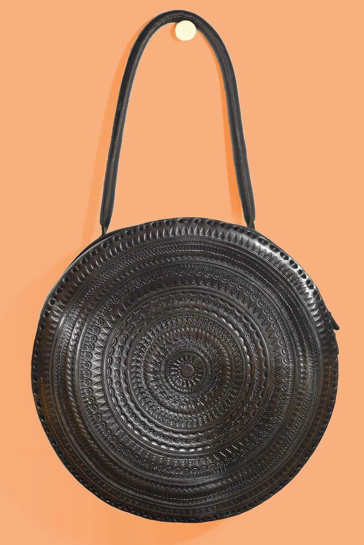 Purse & Clutch Embossed Circle Shoulder Bag - Charcoal Accessories 3 Purse & Clutch Embossed Circle Shoulder Bag - Charcoal Accessories
