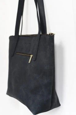 Purse & Clutch Accessories Zippered Leather Purse - Black