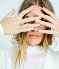 Rose & Fitzgerald Layered Horn Ring