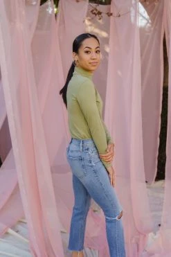 Mien Sol Mock Neck Long Sleeve Top