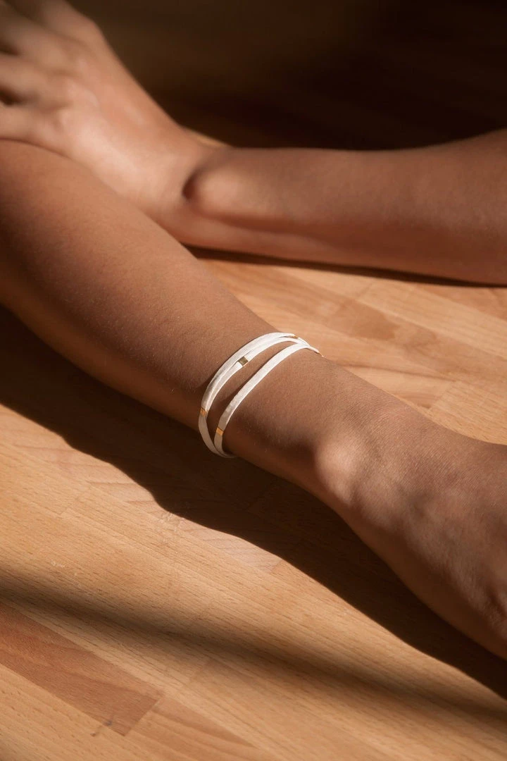 Stella Fluorescent Petite Gilded Strand Bracelet 5 Stella Fluorescent Petite Gilded Strand Bracelet