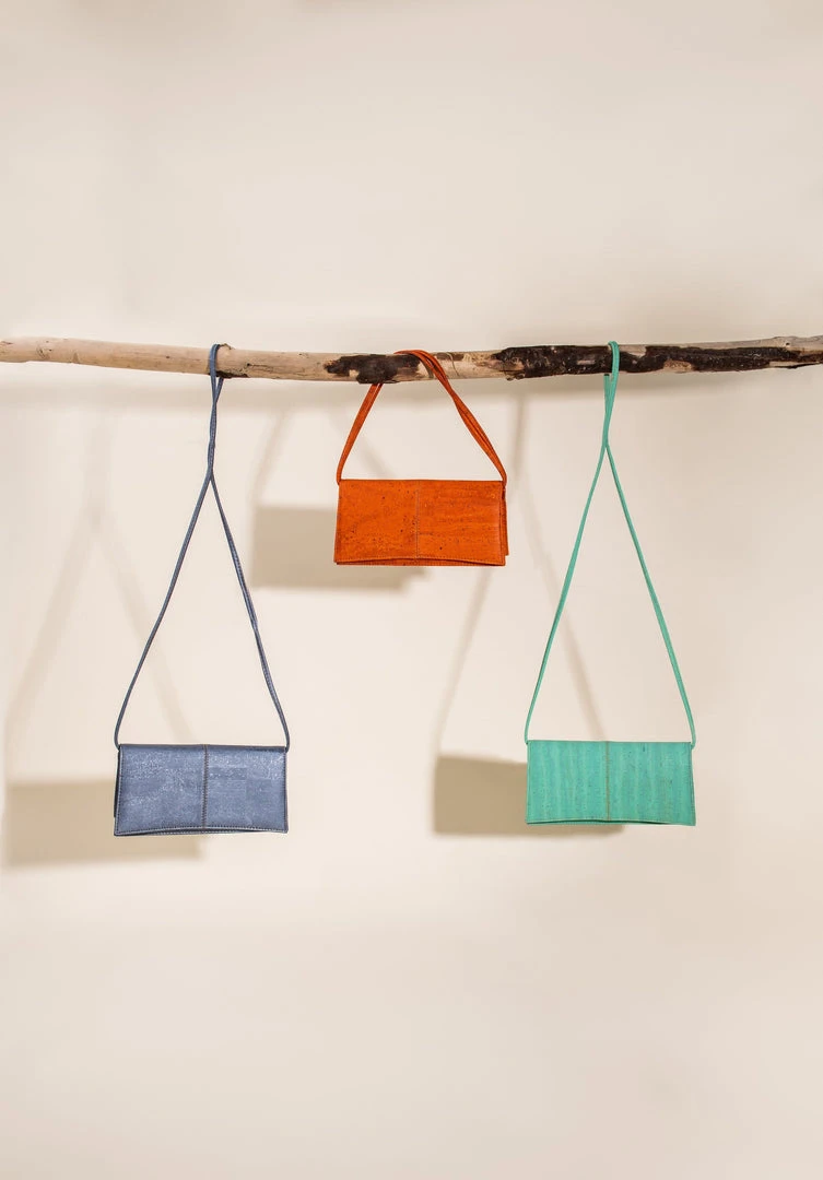 Tiradia Cork Street Chic Cork Crossbody Accessories 4 Tiradia Cork Street Chic Cork Crossbody Accessories
