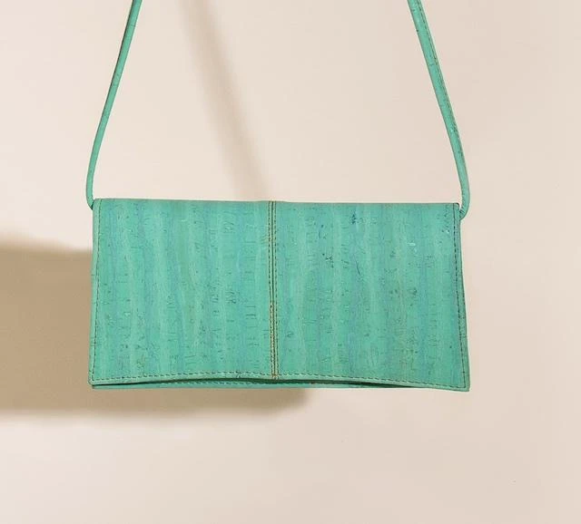 Tiradia Cork Street Chic Cork Crossbody Accessories 6 Tiradia Cork Street Chic Cork Crossbody Accessories