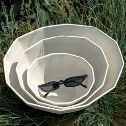 The Bright Angle Porcelain Nesting Bowl Set - Silk White Home Goods