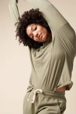 The Standard Stitch Long Sleeve Tee - Sage 6 The Standard Stitch Long Sleeve Tee - Sage