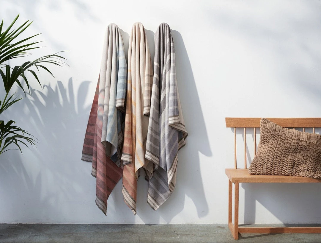 Coyuchi Home Goods Tomales Beach Towel - Rosehip / Deep Ocean 5 Coyuchi Home Goods Tomales Beach Towel - Rosehip / Deep Ocean