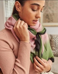 Studio Variously Umbra Kiwi Merino Scarf