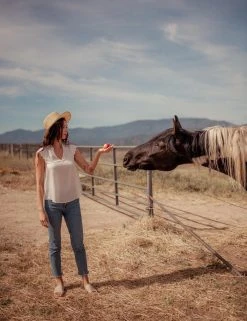 Valani Thavy Tencel Top - Cloud Dancer