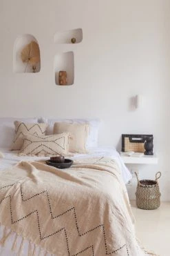 Village Thrive Black Zig Zag Blanket Home Goods