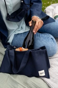 Aplat New Arrivals Vin One Bottle Tote