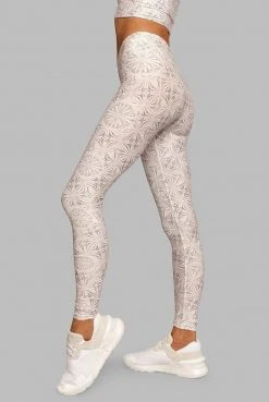 Wolven Crossover Recycled Ruched Legging - Harmony Activewear + Athleisure