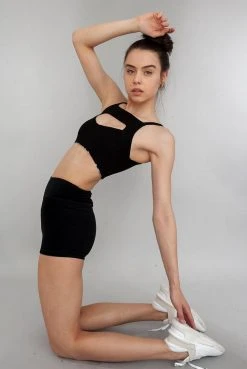 Wolven Recycled High-Waisted Short - Onyx 10 Wolven Recycled High-Waisted Short - Onyx