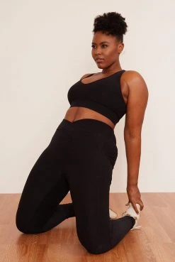 Wolven Recycled Racerback Bra - Onyx