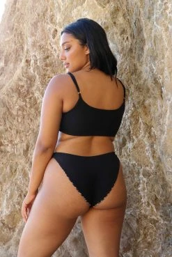 Wolven Reversible Ruched Recycled Swimsuit Top - Zephyr Best Sellers