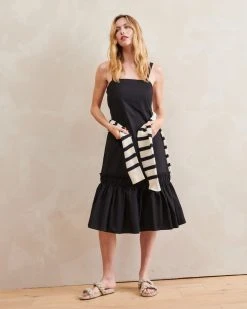 WVN Montauk Dress Clothing