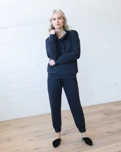 WVN Best Sellers Quilted Jogger